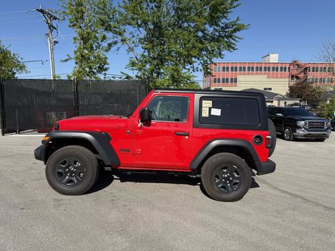 Used 2023 Jeep Wrangler Sport AWD/4WD image 6