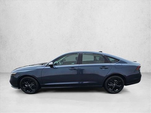 Used 2025 Honda Accord SE image 2