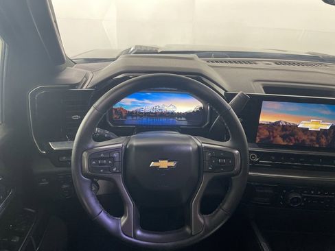 Used 2024 Chevrolet Silverado 2500 High Country w/ High Country Premium Package AWD/4WD image 13