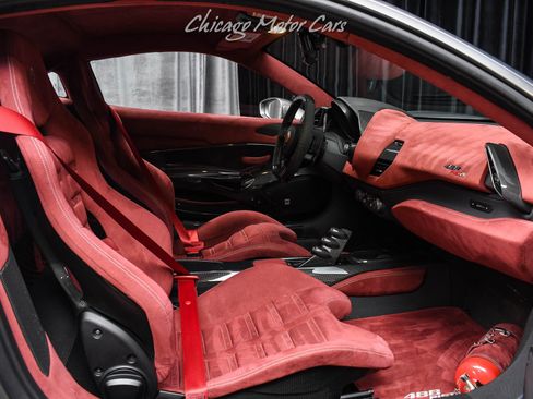 Used 2019 Ferrari 488 Pista Coupe RWD image 29