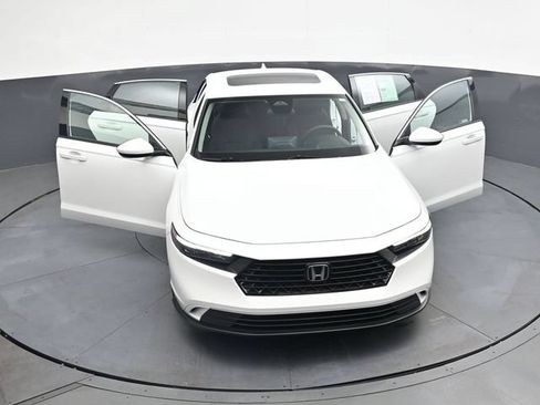 Used 2024 Honda Accord EX image 36