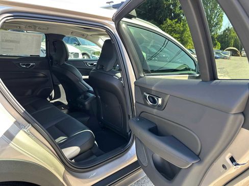New 2026 Volvo V60 B5 Cross Country Plus w/ Climate Package image 13