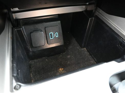 Used 2023 Ford Explorer ST w/ Equipment Group 401A image 18