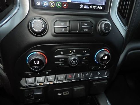 Used 2020 Chevrolet Silverado 2500 LTZ w/ LTZ Premium Package AWD/4WD image 26