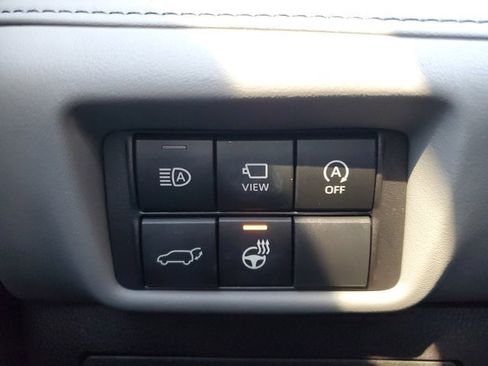 Used 2023 Toyota Highlander Platinum image 26