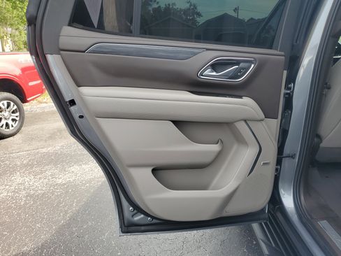 Used 2022 GMC Yukon SLT w/ SLT Luxury Package AWD/4WD image 23