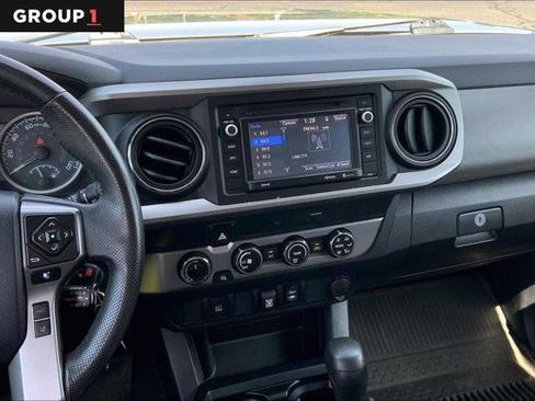 Certified 2019 Toyota Tacoma SR5 image 6