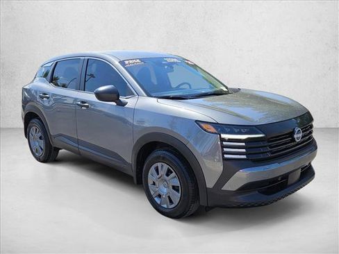 Certified 2025 Nissan Kicks S image 3