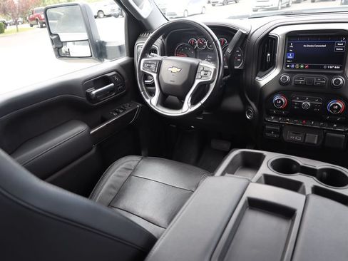 Used 2020 Chevrolet Silverado 3500 LTZ w/ Gooseneck/5TH Wheel Package AWD/4WD image 19
