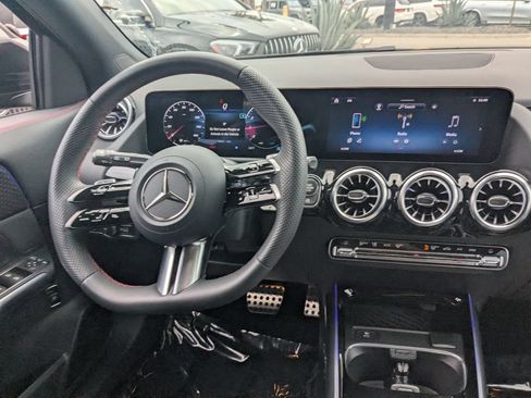 Certified 2026 Mercedes-Benz GLA 250 image 3