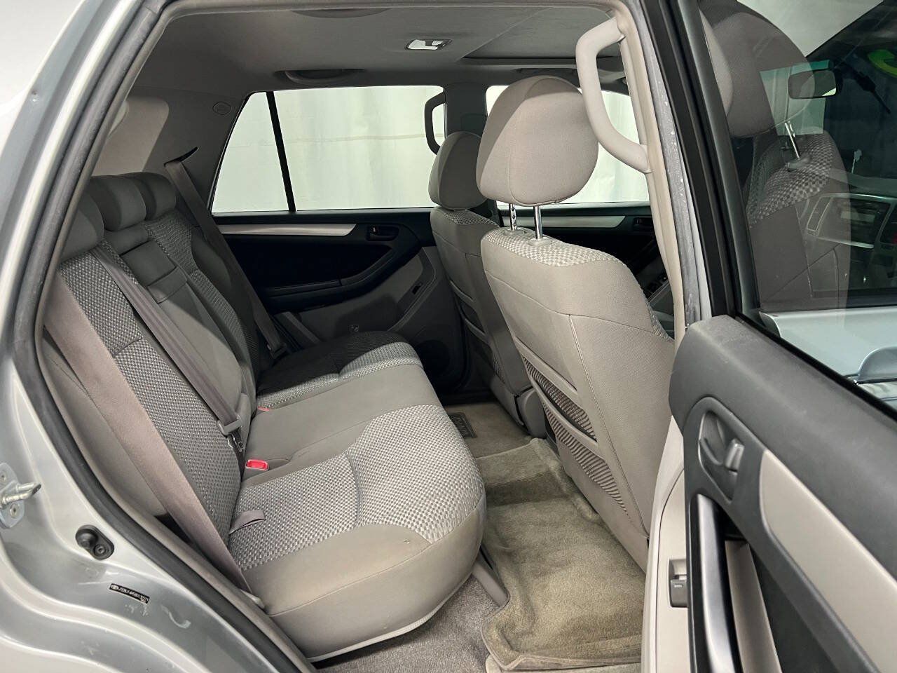 Used 2008 Toyota 4Runner SR5 w/ SR5 Extra Value Pkg 1 AWD/4WD image 10