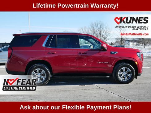 Used 2023 GMC Yukon SLE AWD/4WD image 10