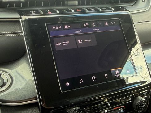 Used 2023 Jeep Grand Cherokee Laredo w/ Luxury Tech Group I image 28