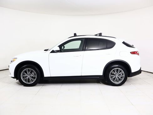Used 2022 Alfa Romeo Stelvio Sprint image 11