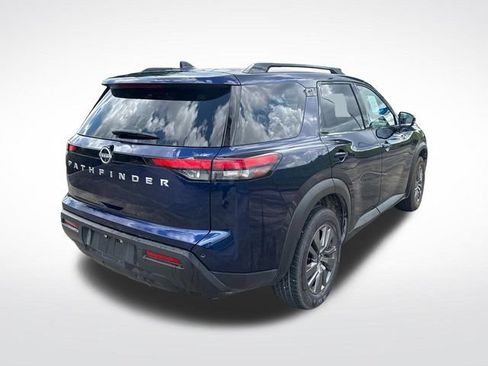 Used 2025 Nissan Pathfinder SV FWD image 10