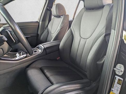 Used 2021 BMW X5 xDrive45e image 18