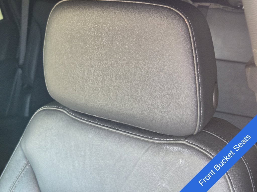 Used 2025 Chevrolet Tahoe LT RWD image 17