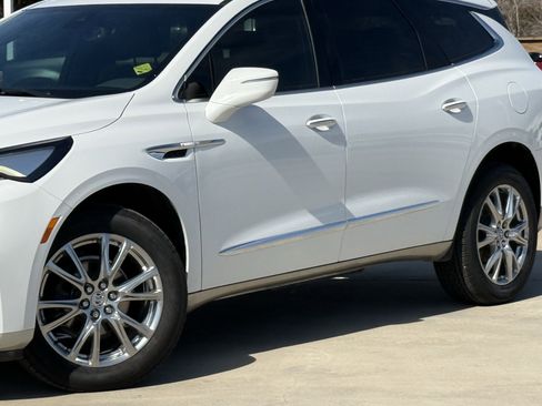 Used 2023 Buick Enclave Essence w/ Experience Buick Package image 11
