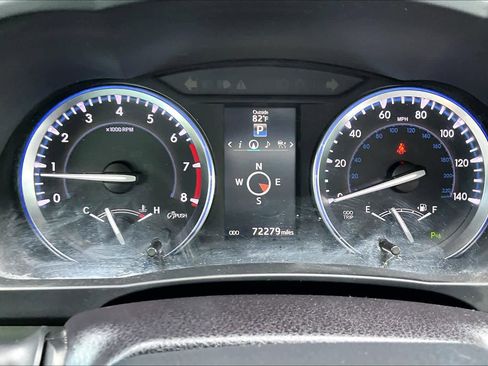 Used 2015 Toyota Highlander Limited Platinum FWD image 24