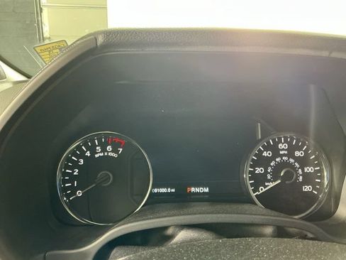 Used 2019 Ford F150 XLT w/ Equipment Group 302A Luxury AWD/4WD image 10