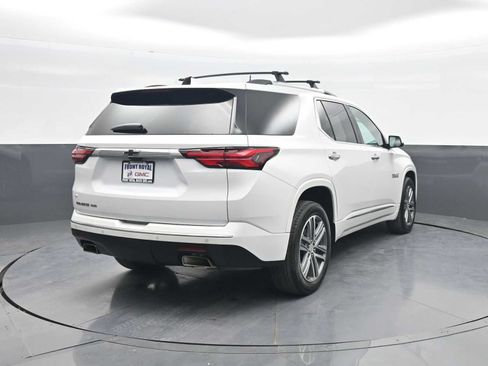 Used 2023 Chevrolet Traverse High Country AWD/4WD image 7
