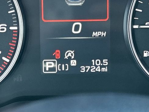 Certified 2025 Subaru Crosstrek 2.0i Premium image 29