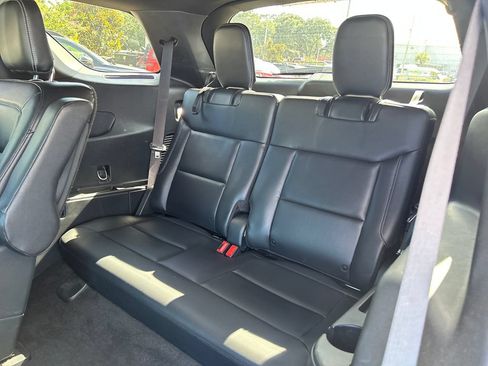 Used 2020 Ford Explorer XLT w/ Equipment Group 202A RWD image 12