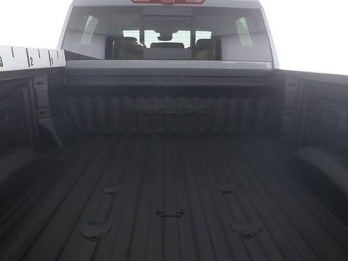 Used 2024 GMC Sierra 2500 AT4X AWD/4WD image 32