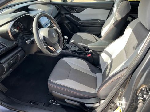 Used 2022 Subaru Crosstrek 2.0i Premium image 11