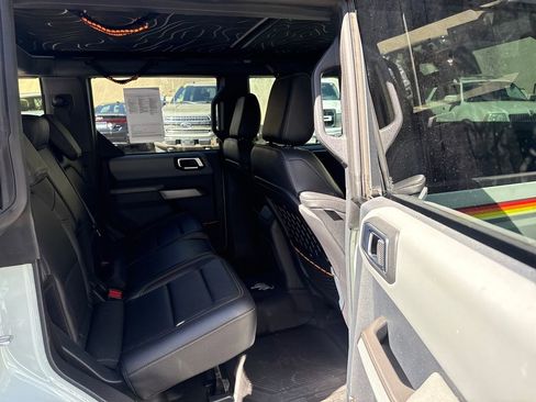 Used 2021 Ford Bronco Badlands image 21