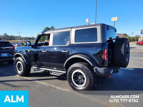 Used 2024 Ford Bronco Badlands image 9