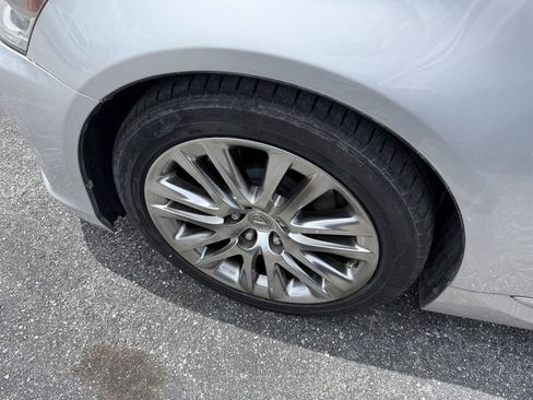 Used 2013 Lexus LS 460 AWD w/ Comfort Pkg image 8