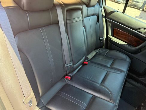 Used 2013 Lincoln MKS AWD image 8