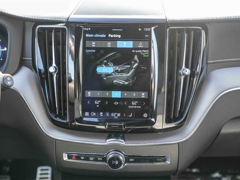 Used 2022 Volvo XC60 T8 R-Design w/ Advanced Package image 13