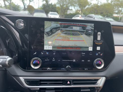 Used 2025 Lexus RX 350 Premium w/ Accessory Package (Z1) image 15