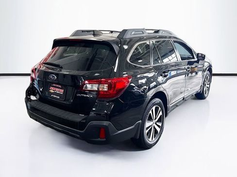 Used 2018 Subaru Outback 2.5i Limited image 6