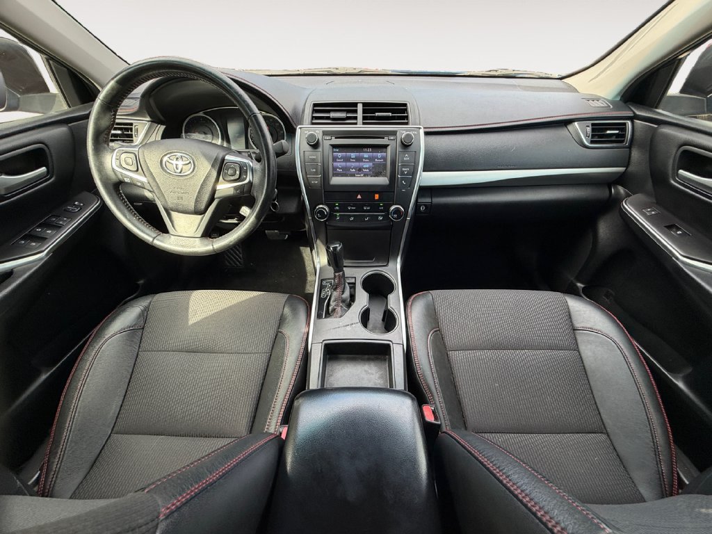 Used 2017 Toyota Camry SE FWD image 12