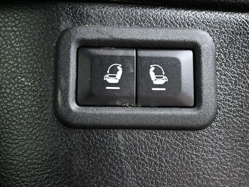 Used 2023 Jeep Wagoneer L 4WD image 23