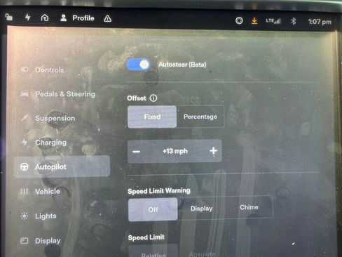 Used 2017 Tesla Model X 75D AWD/4WD image 33
