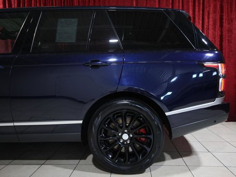 Used 2020 Land Rover Range Rover HSE image 6