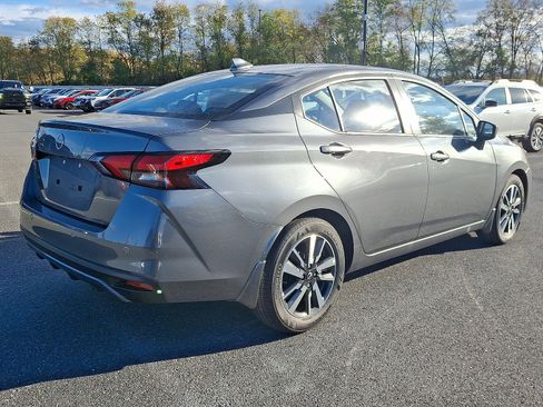 New 2025 Nissan Versa SV w/ Trunk Package image 4
