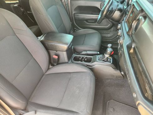 Used 2021 Jeep Wrangler Unlimited Sport AWD/4WD image 15