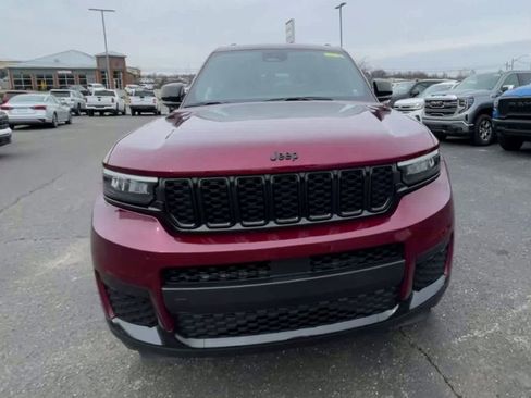 Used 2024 Jeep Grand Cherokee L Laredo image 5