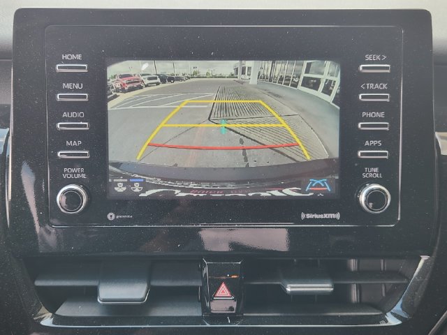 Used 2022 Toyota Camry SE w/ Convenience Package FWD image 16