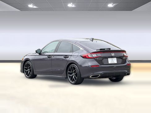 Certified 2024 Honda Civic Sport Touring image 3