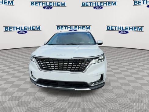 Used 2023 Kia Carnival SX Prestige image 3