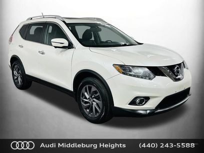 Used 2016 Nissan Rogue SL w/ SL Premium Package