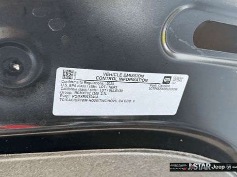 Used 2024 GMC Canyon AT4X AWD/4WD image 30