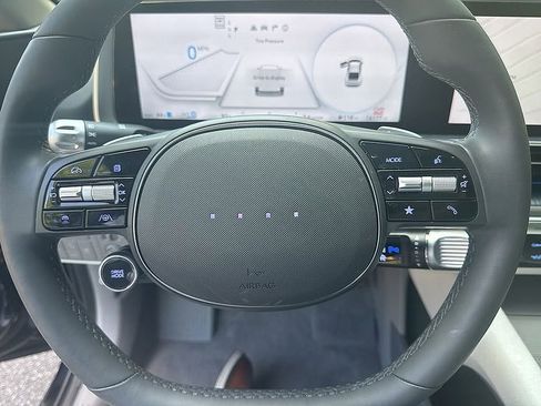 Used 2025 Hyundai Ioniq 6 Limited RWD image 15