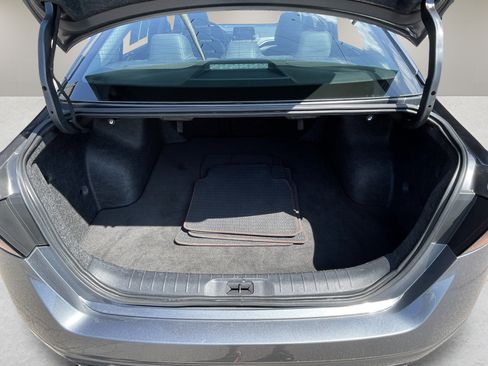 Used 2025 Nissan Altima 2.5 SR FWD image 30